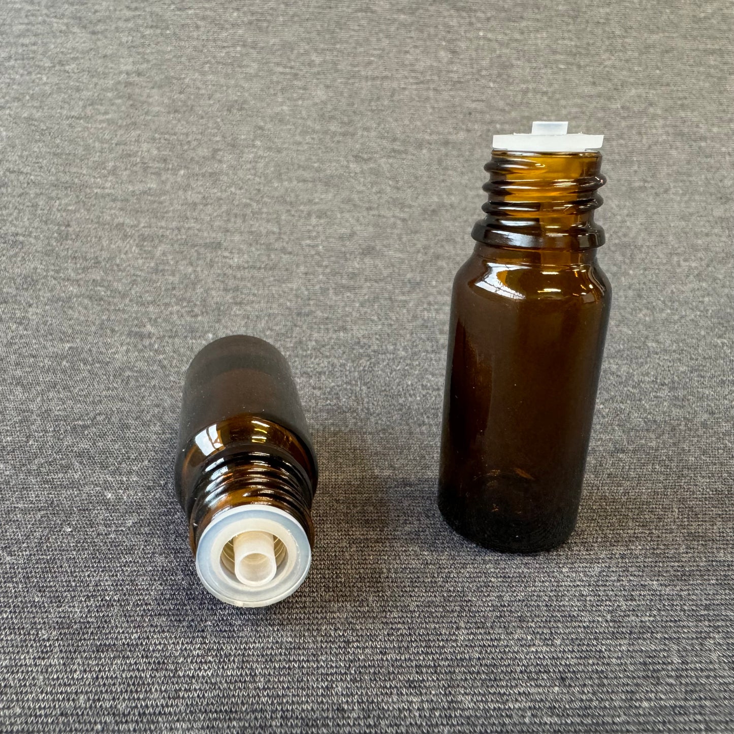 Glass bottles with special dropper caps