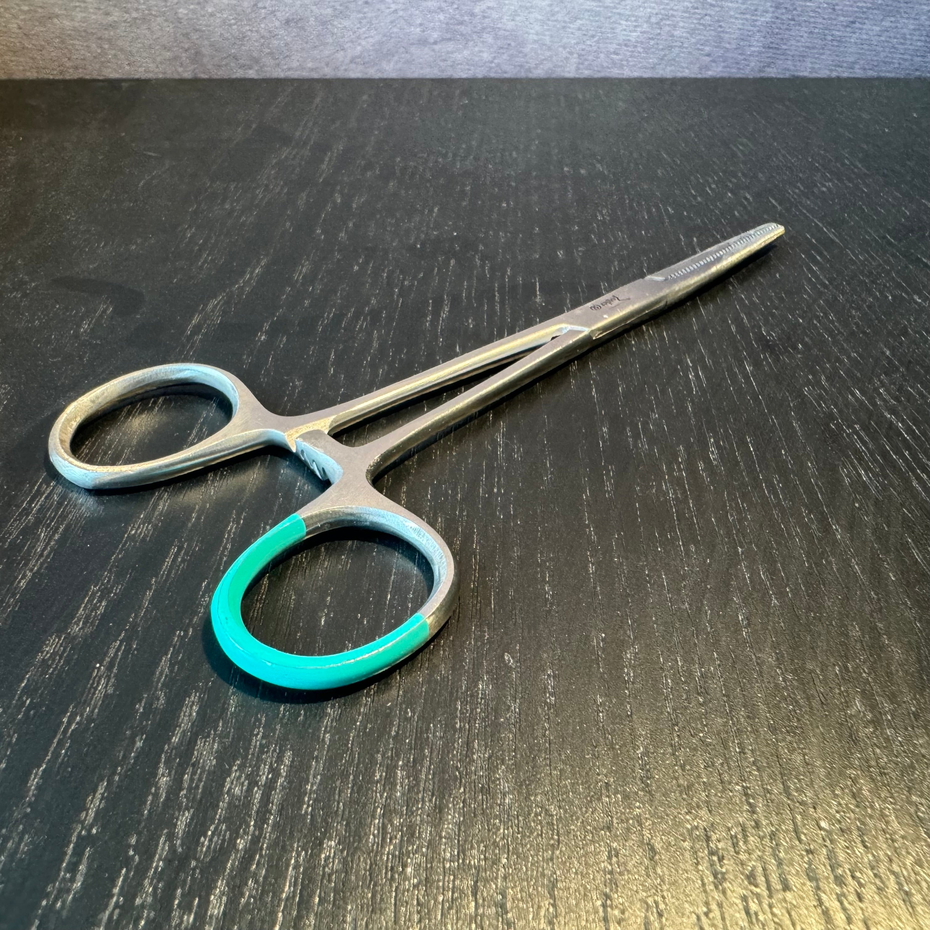 Pinces et pinces pour « travailler propre »