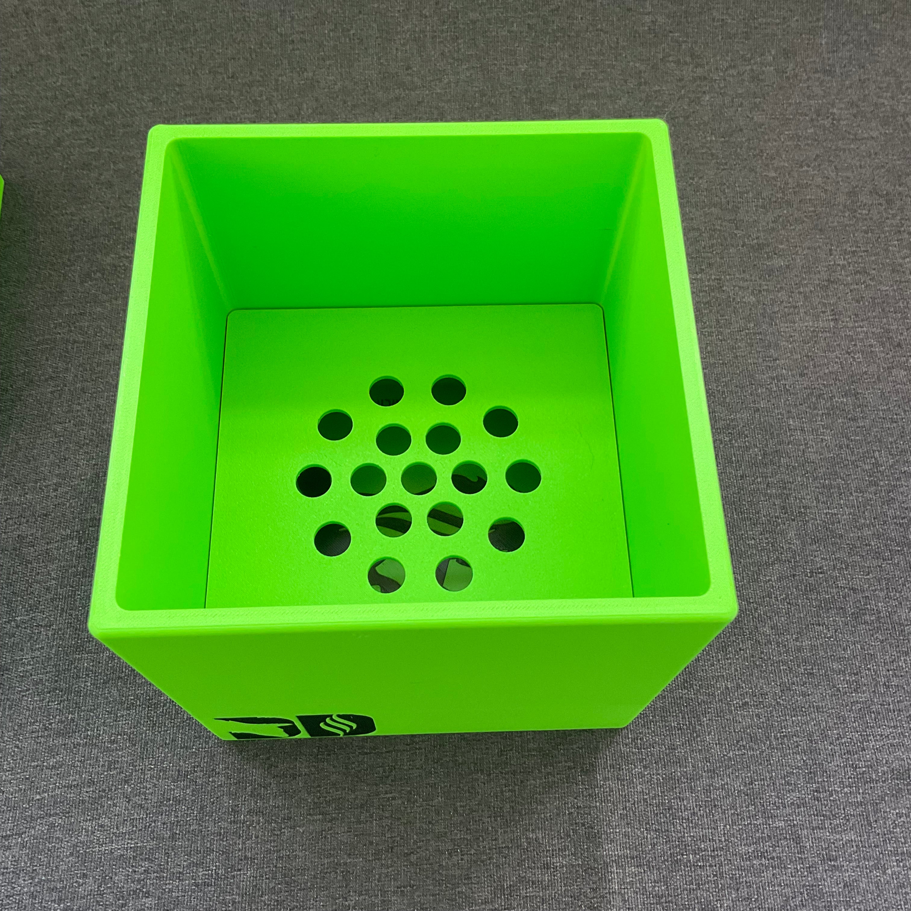 Detection Dynamics Fox Box (From the USA)